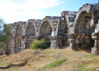 Arrival at Momjler (Toli)